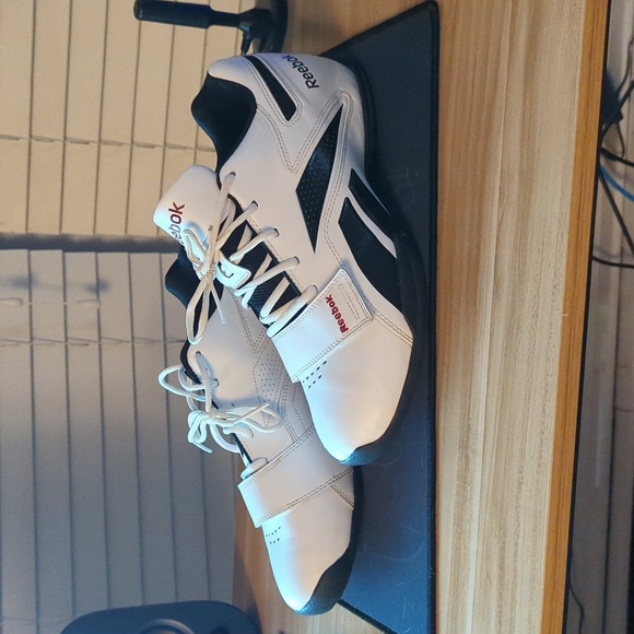 Reebok limited edition Retro Trainers, Men's , Size 10.5 - Picture 3 of 5